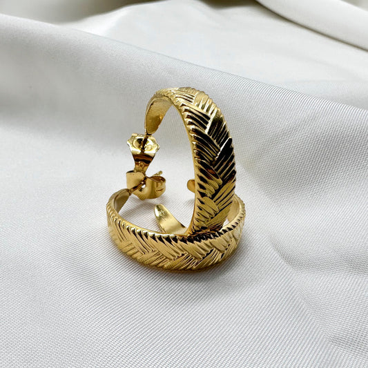 Orecchini cerchi graffiati - Gold