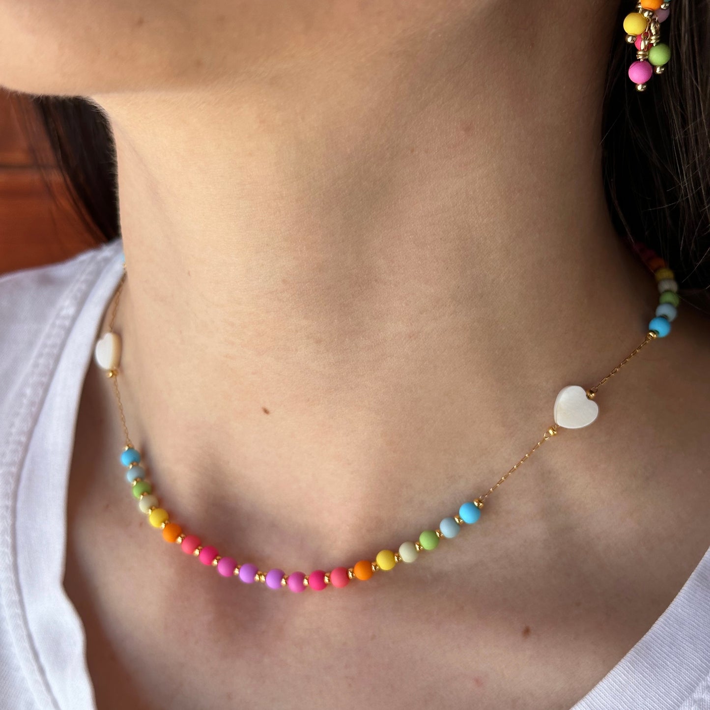 Collana girocollo bollicine multicolor e cuoricini madreperla - Gold