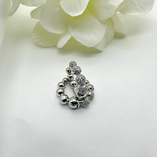 Orecchini cerchi palline lisce e diamantate - Silver