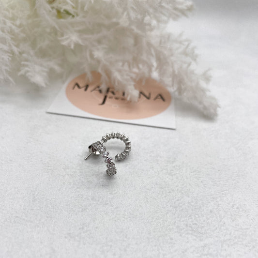 Orecchino cerchietto mezzaluna zirconi bianchi - Silver