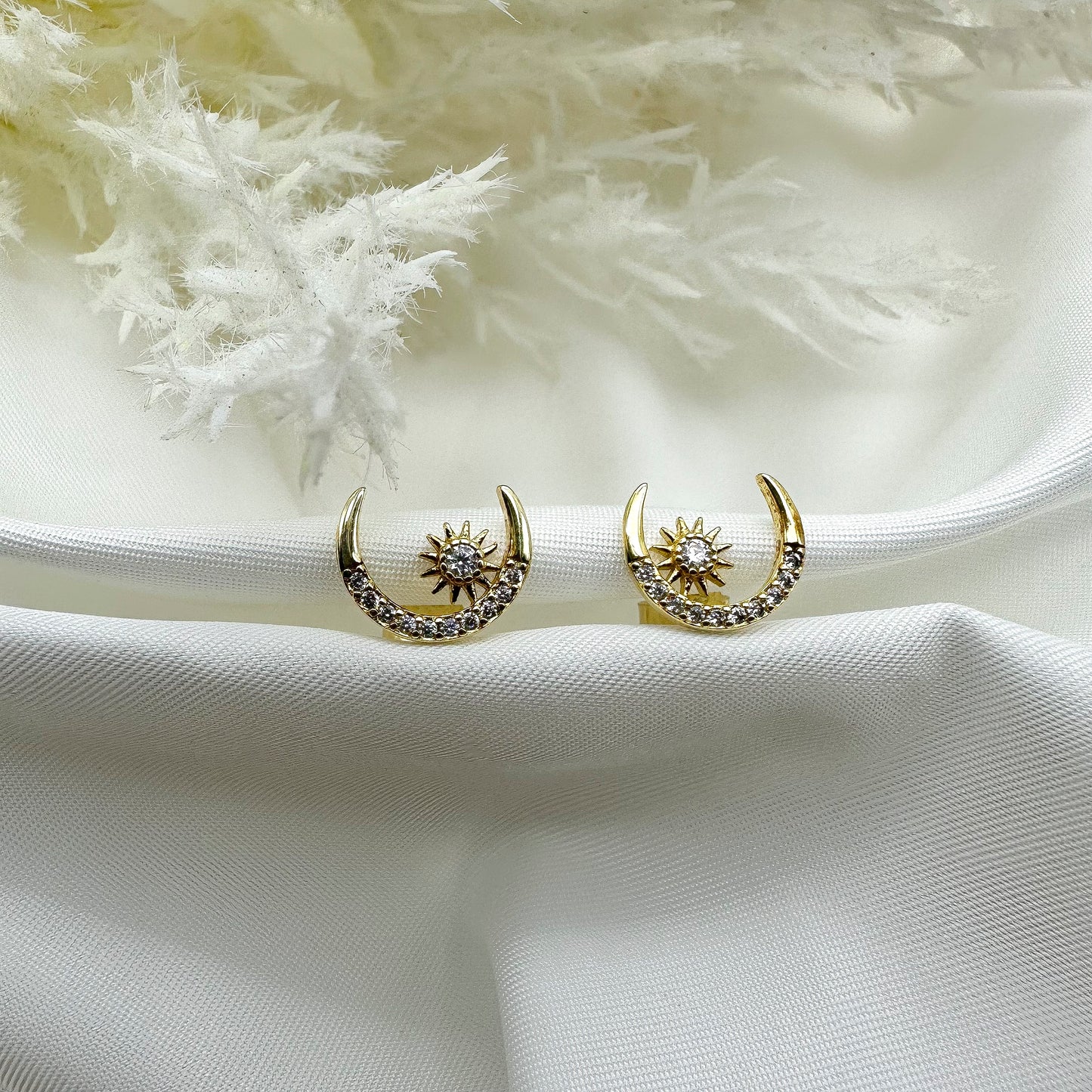 Orecchini sole e luna zirconi - Gold