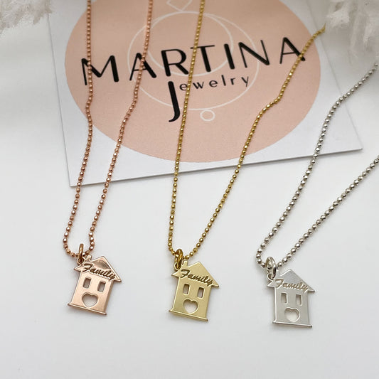 Collana casetta scritta “Family” - Rosè