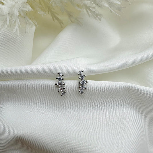 Orecchino barchetta zirconi - Silver