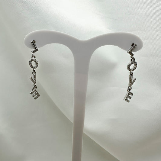 Orecchini scritta LOVE zirconi - Silver