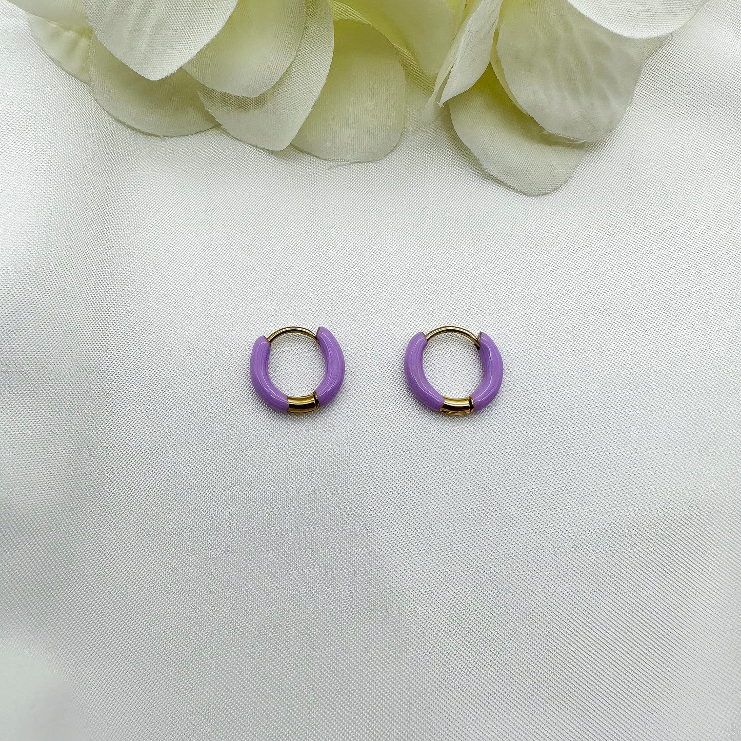 Orecchini cerchietti smaltati lilla - Gold