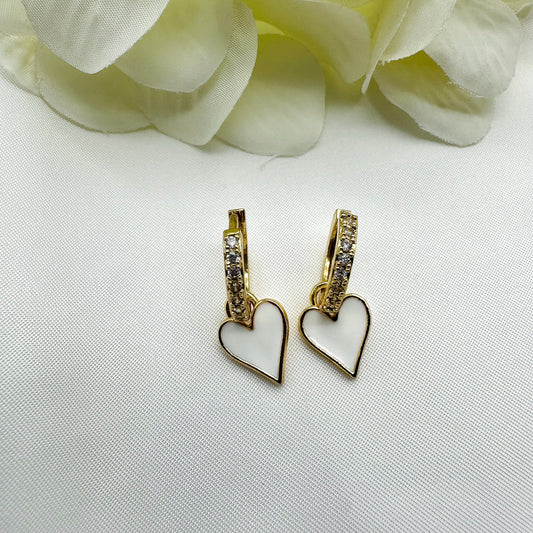 Orecchini pendenti cuori bianchi - Gold
