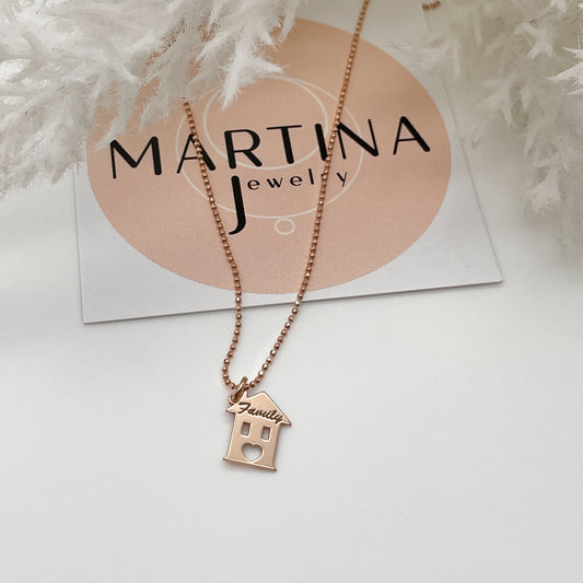 Collana casetta scritta “Family” - Rosè