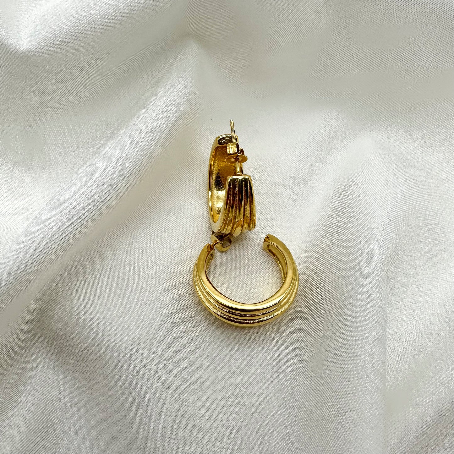 Orecchini cerchi striati - Gold